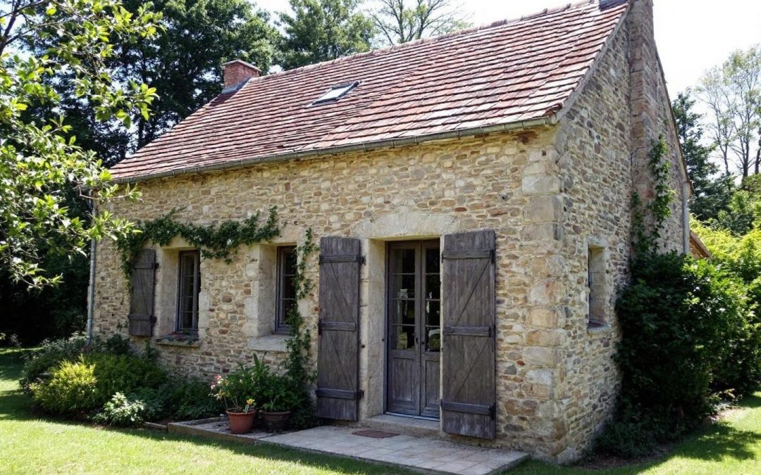 Maisons de caractère à vendre dans le Perche : propriétés et demeures de campagne