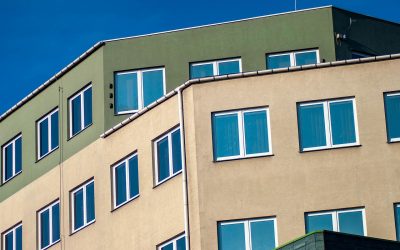Comment la hausse des taux d’intérêt influence l’immobilier professionnel ?