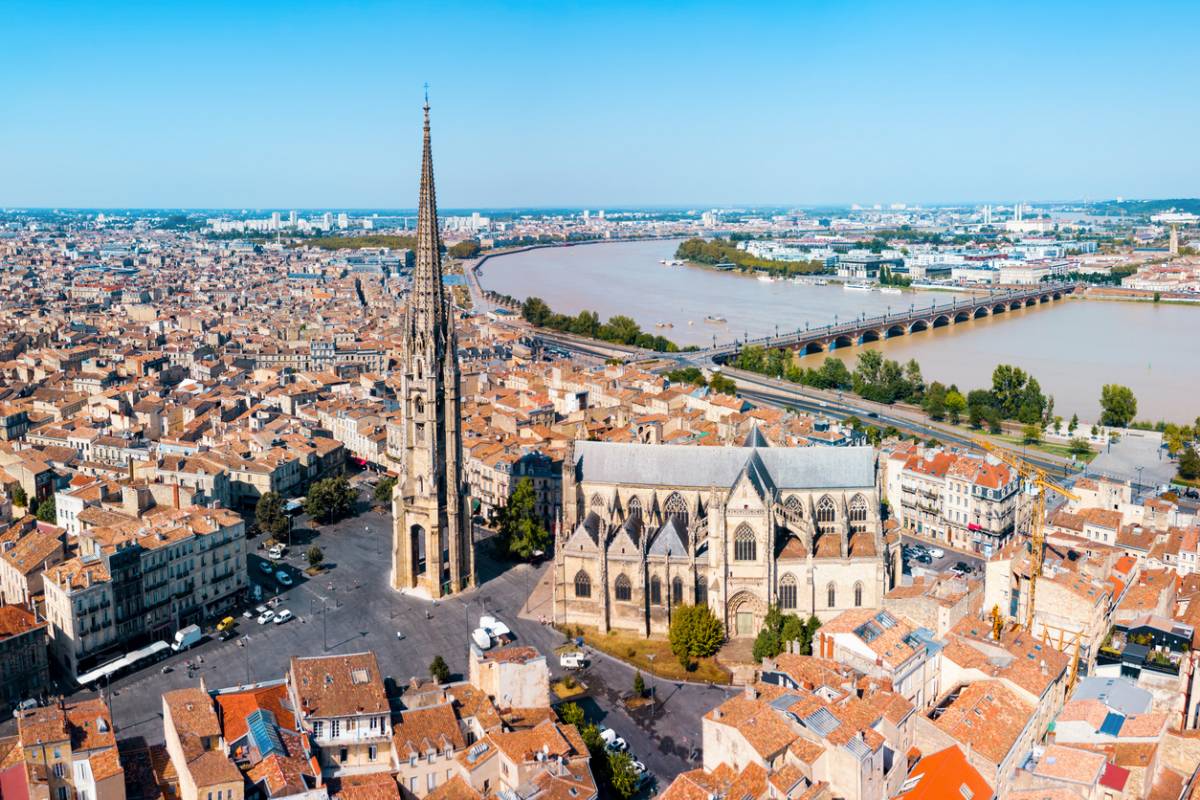 Comment optimiser la gestion de biens locatifs multiples à Bordeaux ?