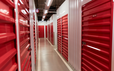 Location de box et self-stockage : tarifs, choix, optimisation et stratégie 2026